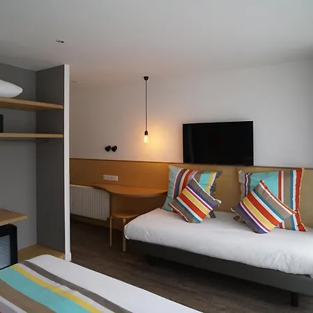 La Régence Hotel Courbevoie