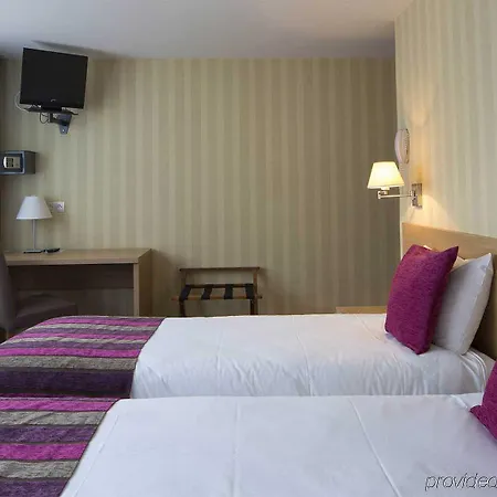 Hotel La Régence Courbevoie