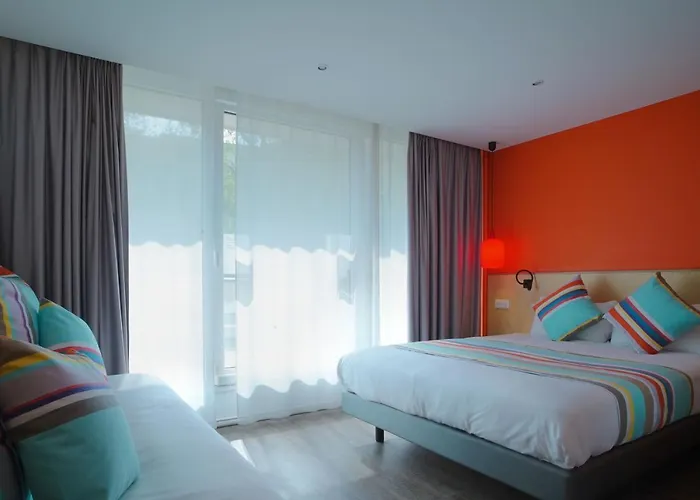 La Regence 3* Courbevoie