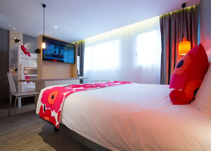 La Regence Szálloda Courbevoie