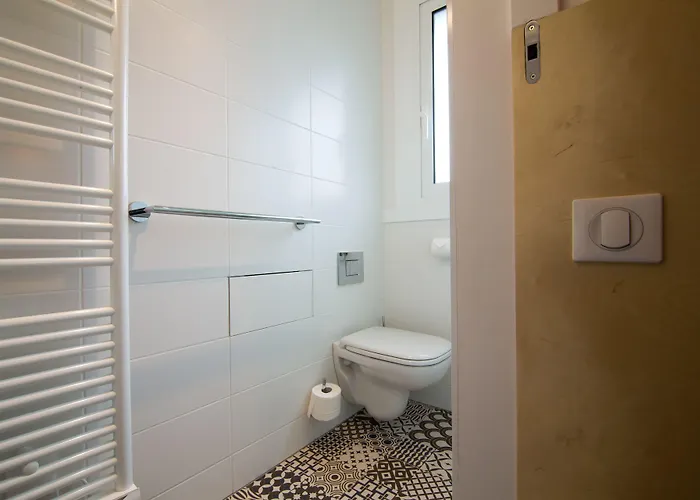 La Regence 3* Courbevoie