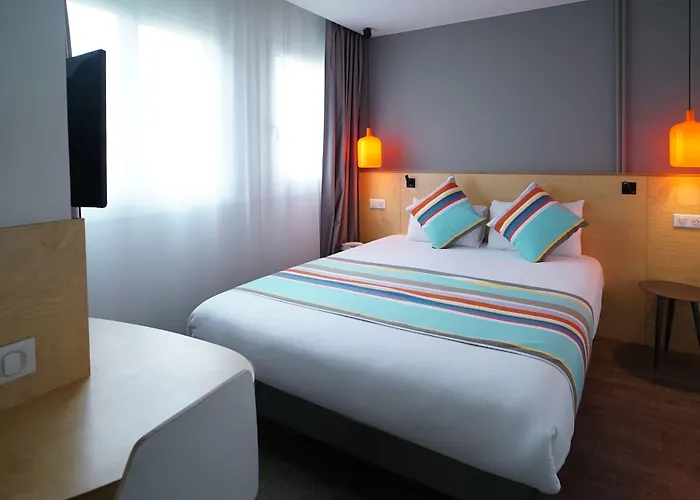 La Regence 3* Курбевуа